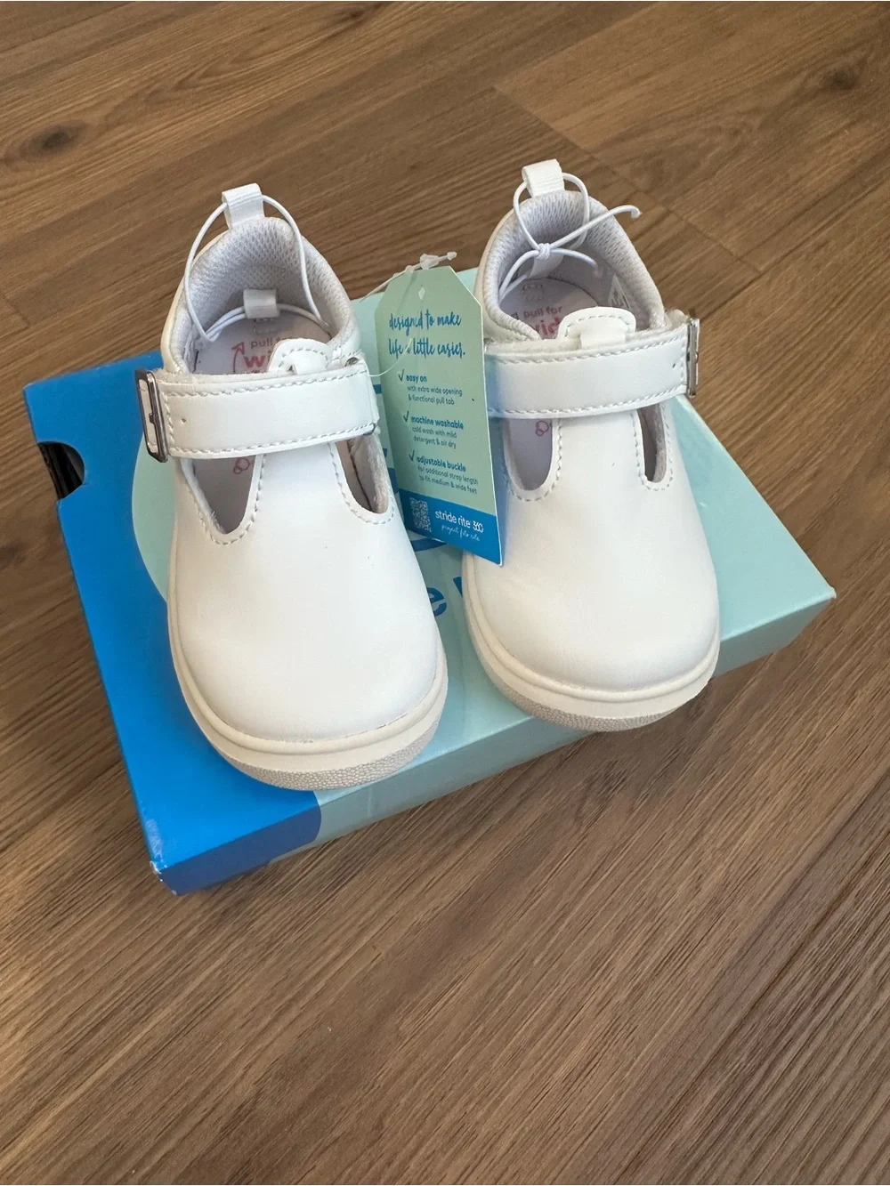 Stride Rite Girls White T-Strap Buckle Mary Jane Shoes